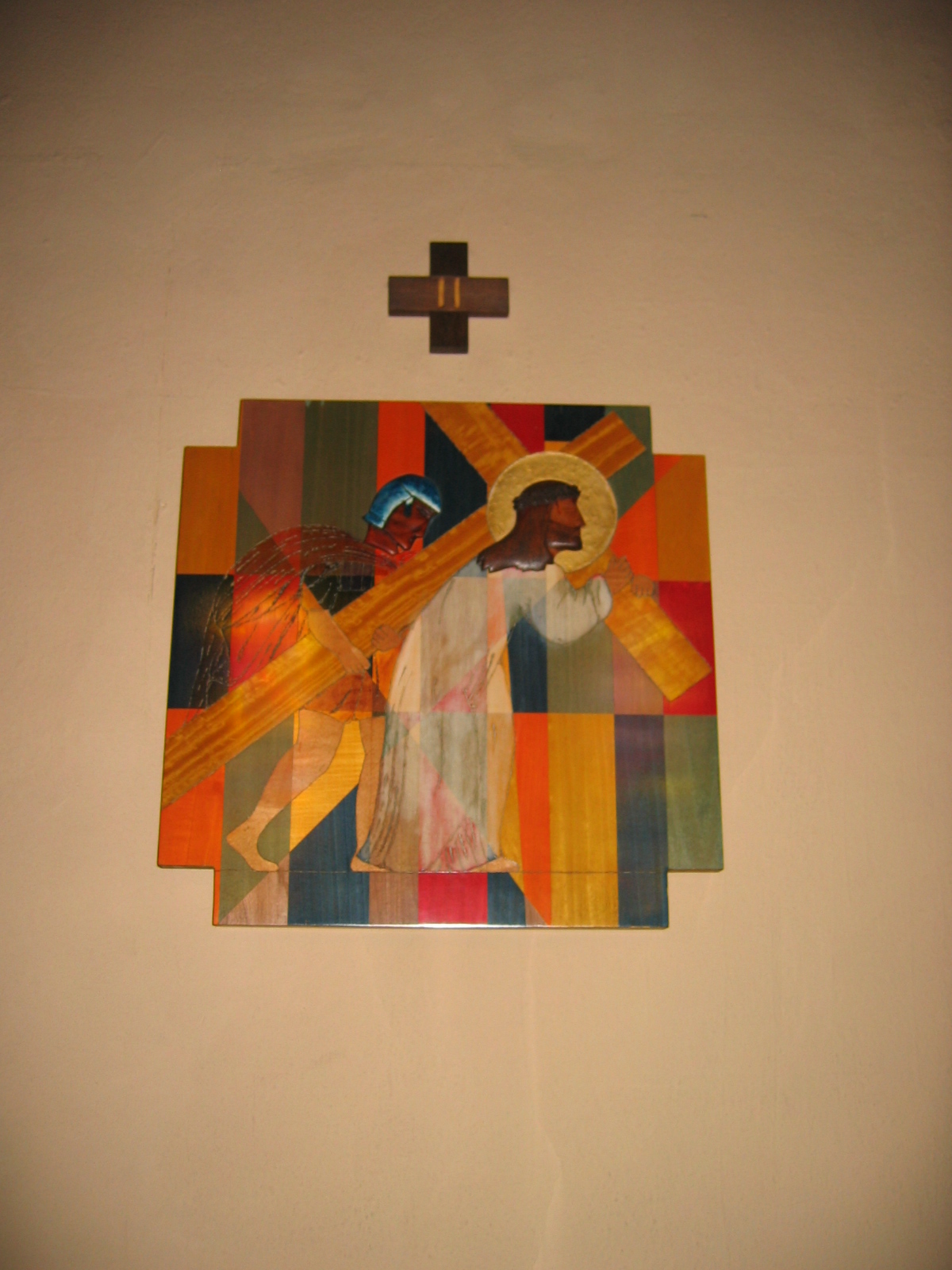 B2 J�sus est  charg� de sa Croix.jpg